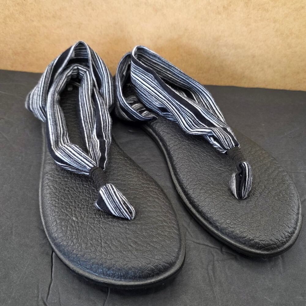 Sanuk Yoga Sling 2 sandals Size 9